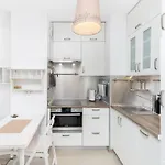 Czyzyny Cosy Apartamento